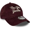 kepsar-bojd-rod-justerbart-band-9twenty-a-frame-cord-script-fran-new-york-yankees-mlb-av-new-era