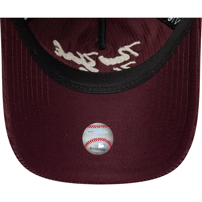 kepsar-bojd-rod-justerbart-band-9twenty-a-frame-cord-script-fran-new-york-yankees-mlb-av-new-era
