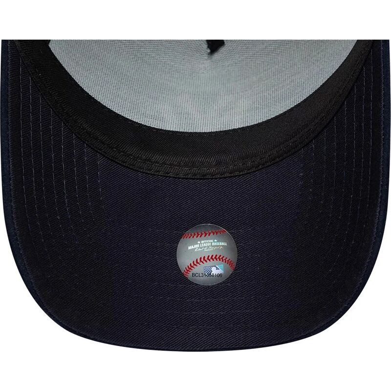 kepsar-bojd-gron-snapback-9forty-e-frame-suede-visor-fran-new-york-yankees-mlb-av-new-era kepsar-bojd-gron-snapback-9forty-e-frame-suede-visor-fran-new-york-yankees-mlb-av-new-era