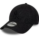 kepsar-bojd-svart-justerbart-band-9forty-winter-fran-new-york-yankees-mlb-av-new-era