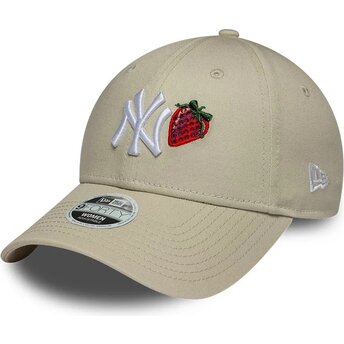 Kepsar böjd beige justerbart band 9FORTY Fruit Icon Strawberry från New York Yankees MLB av New Era
