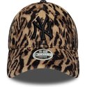 kepsar-bojd-leopard-justerbart-band-9forty-ocelot-print-fran-new-york-yankees-mlb-av-new-era