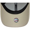 kepsar-bojd-beige-justerbart-band-9forty-pu-weave-fran-new-york-yankees-mlb-av-new-era
