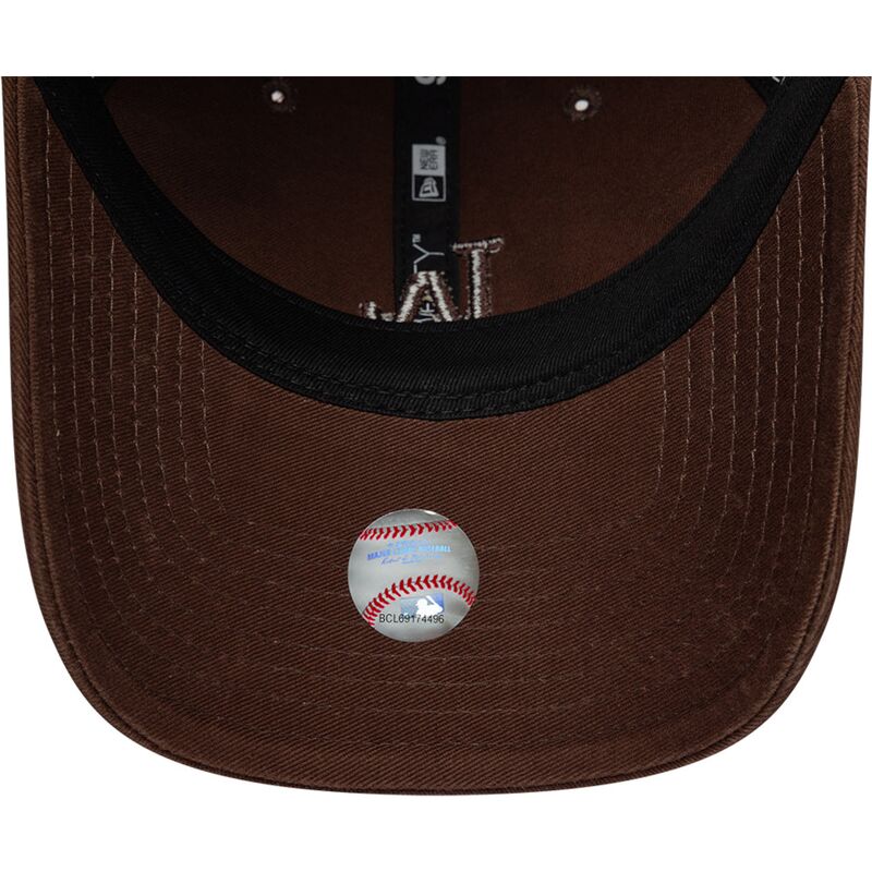 kepsar-bojd-brun-justerbart-band-9twenty-washed-midi-fran-los-angeles-dodgers-mlb-av-new-era