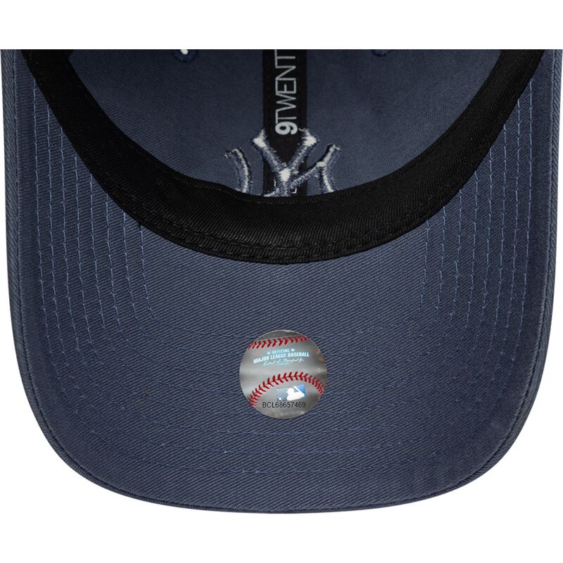 kepsar-bojd-bla-justerbart-band-9twenty-washed-midi-fran-new-york-yankees-mlb-av-new-era