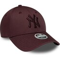 kepsar-bojd-rod-justerbart-band-9forty-league-essential-fran-new-york-yankees-mlb-av-new-era