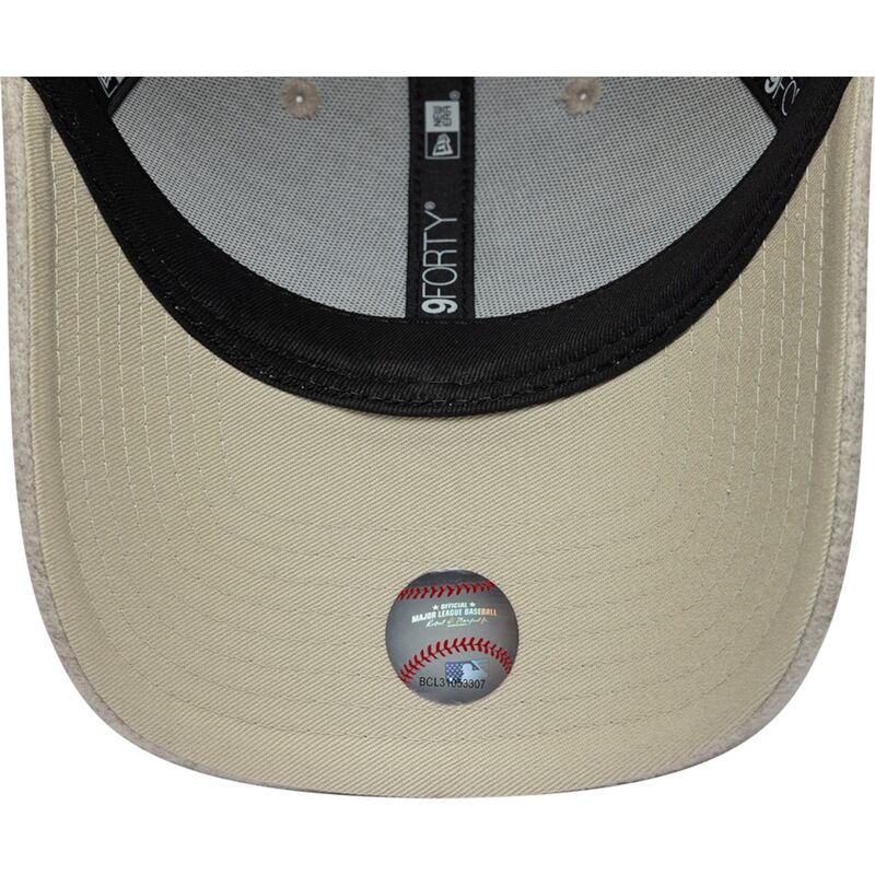 kepsar-bojd-beige-snapback-9forty-winter-fran-los-angeles-dodgers-mlb-av-new-era
