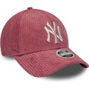 kepsar-bojd-rosa-justerbart-band-9forty-m-crown-chunky-cord-fran-new-york-yankees-mlb-av-new-era