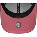 kepsar-bojd-rosa-justerbart-band-9forty-m-crown-chunky-cord-fran-new-york-yankees-mlb-av-new-era
