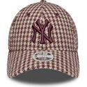 kepsar-bojd-rod-justerbart-band-9forty-m-crown-houndstooth-fran-new-york-yankees-mlb-av-new-era