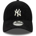 kepsar-bojd-svart-snapback-9forty-winter-borg-fran-new-york-yankees-mlb-av-new-era