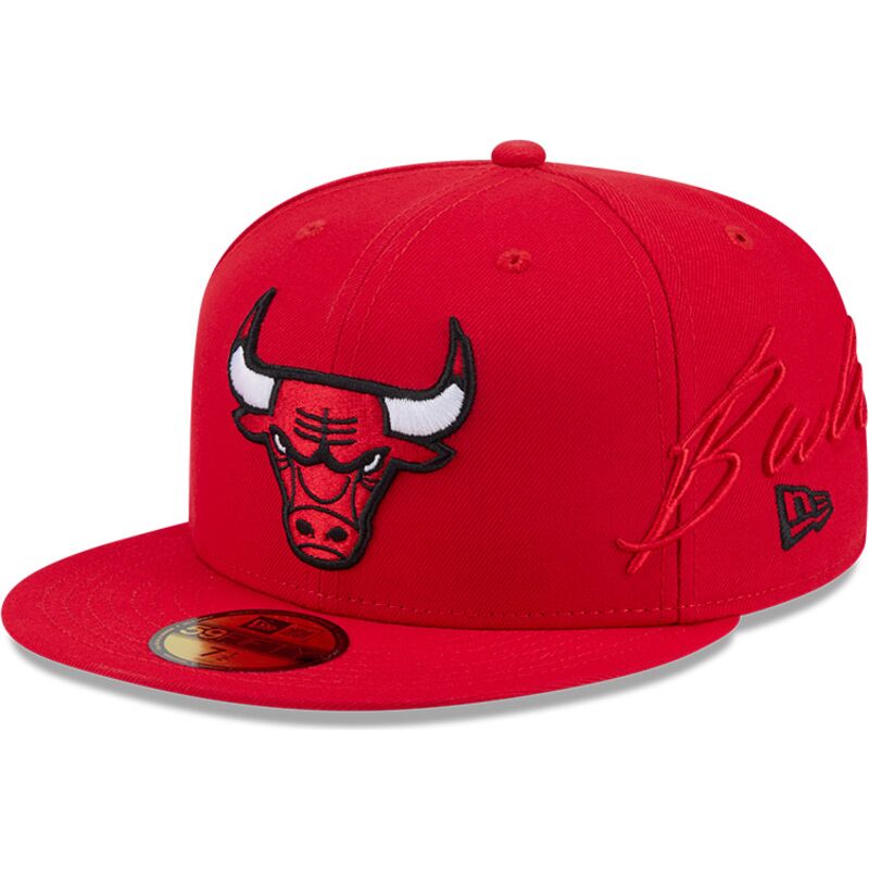 kepsar-platt-rod-justerad-59fifty-side-script-fran-chicago-bulls-nba-av-new-era