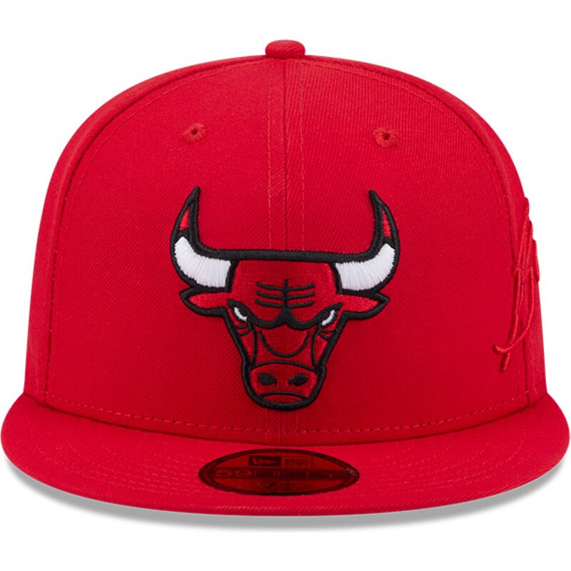 kepsar-platt-rod-justerad-59fifty-side-script-fran-chicago-bulls-nba-av-new-era