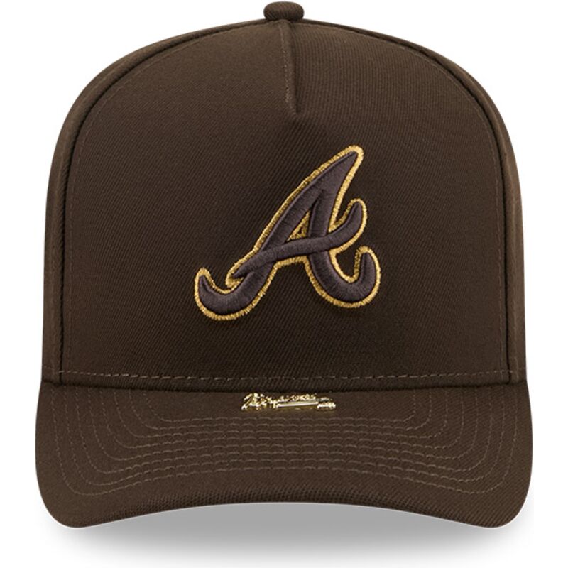 kepsar-bojd-brun-snapback-9fifty-a-frame-precurved-visor-pin-fran-atlanta-braves-mlb-av-new-era