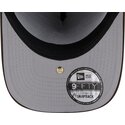 kepsar-bojd-brun-snapback-9fifty-a-frame-precurved-visor-pin-fran-atlanta-braves-mlb-av-new-era