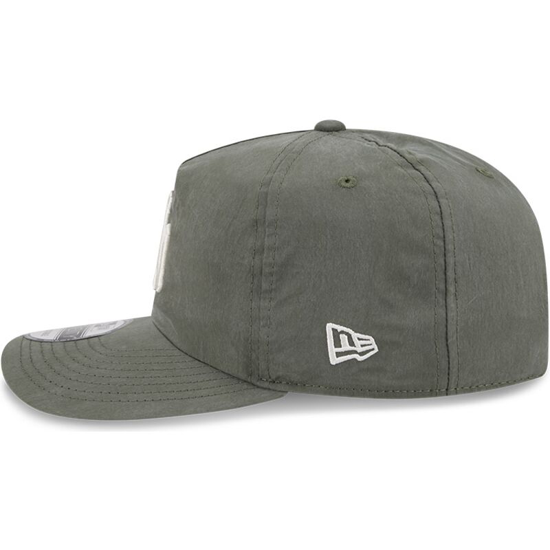kepsar-bojd-gron-snapback-19twenty-precurved-fran-new-york-yankees-mlb-av-new-era