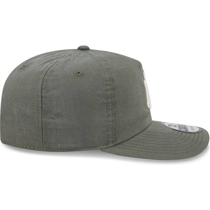 kepsar-bojd-gron-snapback-19twenty-precurved-fran-new-york-yankees-mlb-av-new-era