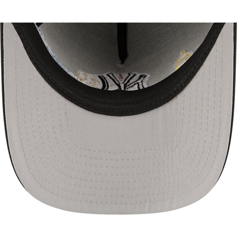 kepsar-bojd-svart-snapback-9fifty-a-frame-precurved-skyline-fran-new-york-yankees-mlb-av-new-era kepsar-bojd-svart-snapback-9fifty-a-frame-precurved-skyline-fran-new-york-yankees-mlb-av-new-era