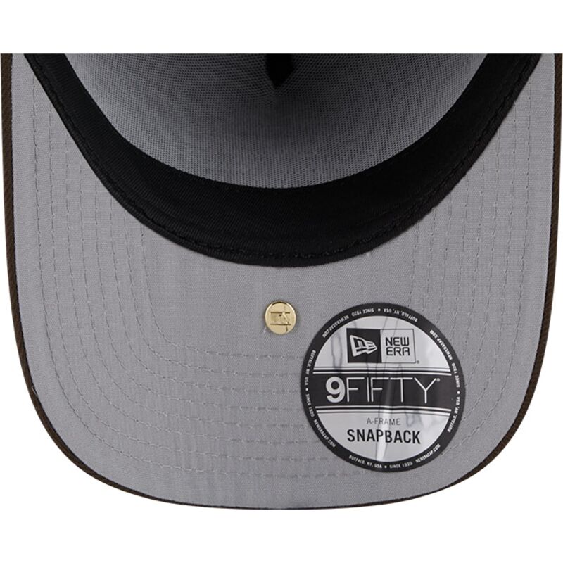 kepsar-bojd-brun-snapback-9fifty-a-frame-precurved-visor-pin-fran-new-york-yankees-mlb-av-new-era