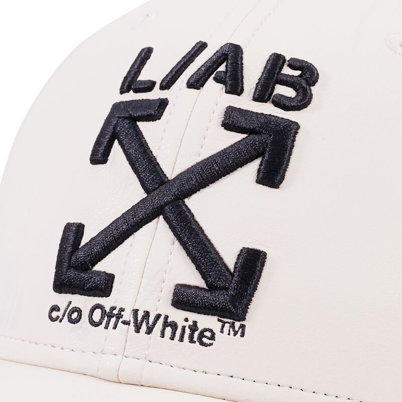 kepsar-bojd-beige-justerbart-band-clamp-arrows-pu-leather-av-l-ab-c-o-off-white