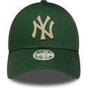 kepsar-bojd-gron-justerbart-band-9forty-metallic-fran-new-york-yankees-mlb-av-new-era