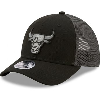 Kepsar böjd svart justerad 39THIRTY M-Crown Neo från Chicago Bulls NBA av New Era