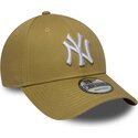 kepsar-bojd-khaki-justerbart-band-9forty-league-essential-fran-new-york-yankees-mlb-av-new-era