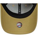 kepsar-bojd-khaki-justerbart-band-9forty-league-essential-fran-new-york-yankees-mlb-av-new-era