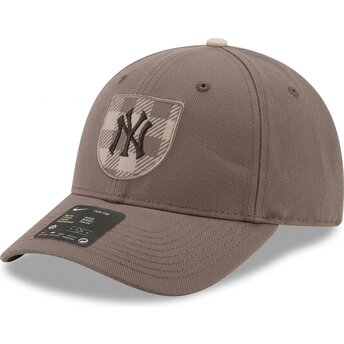 Kepsar böjd brun snapback Dri-Fit Rise Structured från New York Yankees MLB av Nike