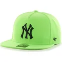 kepsar-plana-gron-snapback-negro-lisa-fran-new-york-yankees-mlb-av-47-brand