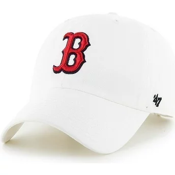 Vit böjd skärmkeps med MLB Boston Red Sox logotyp på framsidan från 47 Brand
