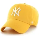 gul-keps-med-bojd-skarm-och-stort-frontlogo-av-mlb-new-york-yankees-fran-47-brand