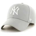 gra-kurvad-keps-new-york-yankees-mlb-fran-47-brand